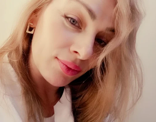 ✨ Елена — - Косметолог эстетист - Медсестра в косметологии - Косметолог иньекционист - Аппаратная косметология